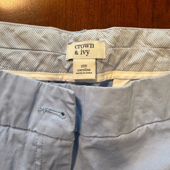Crown & Ivy Light Blue Shorts Size 18W - Picture 2 of 6